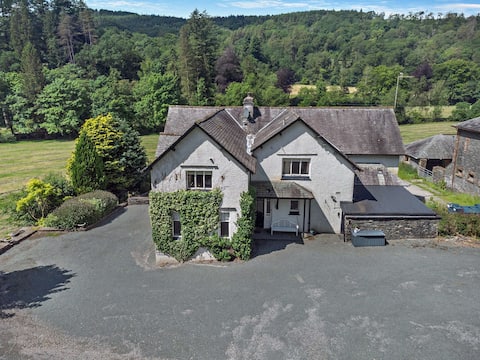 8 Bed in Grizedale (SZ226)