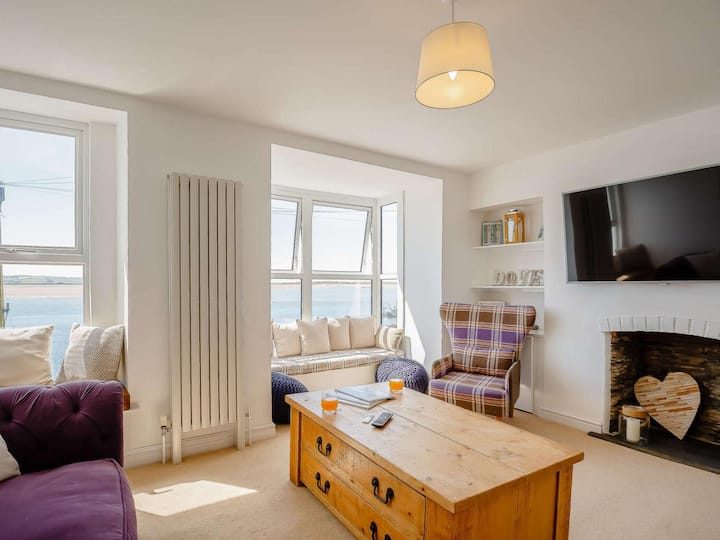 4 Bed in Aberdovey (oc-87520)