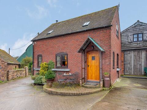 2 Bed in Ironbridge  (86590)