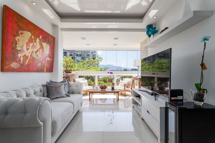 Vista incrível, luxo, praia, conforto à beira mar