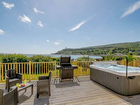 8 Bed in Dunoon (87881)