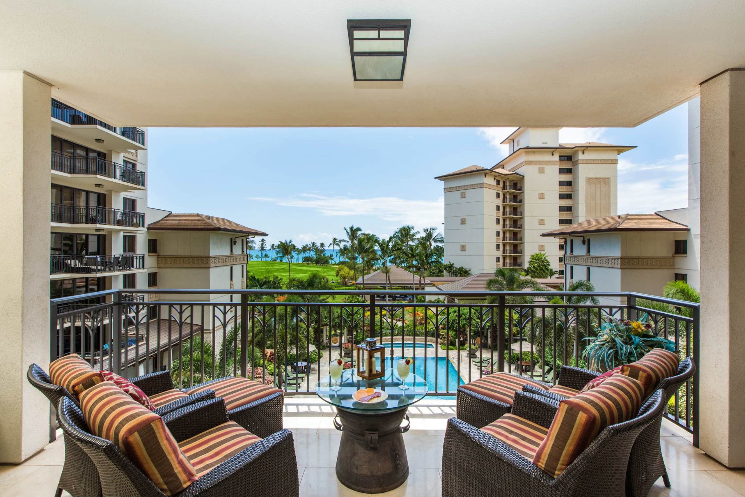Condo in Kapolei · ★4.74 · 2 bedrooms · 4 beds · 2 private baths - Image 1