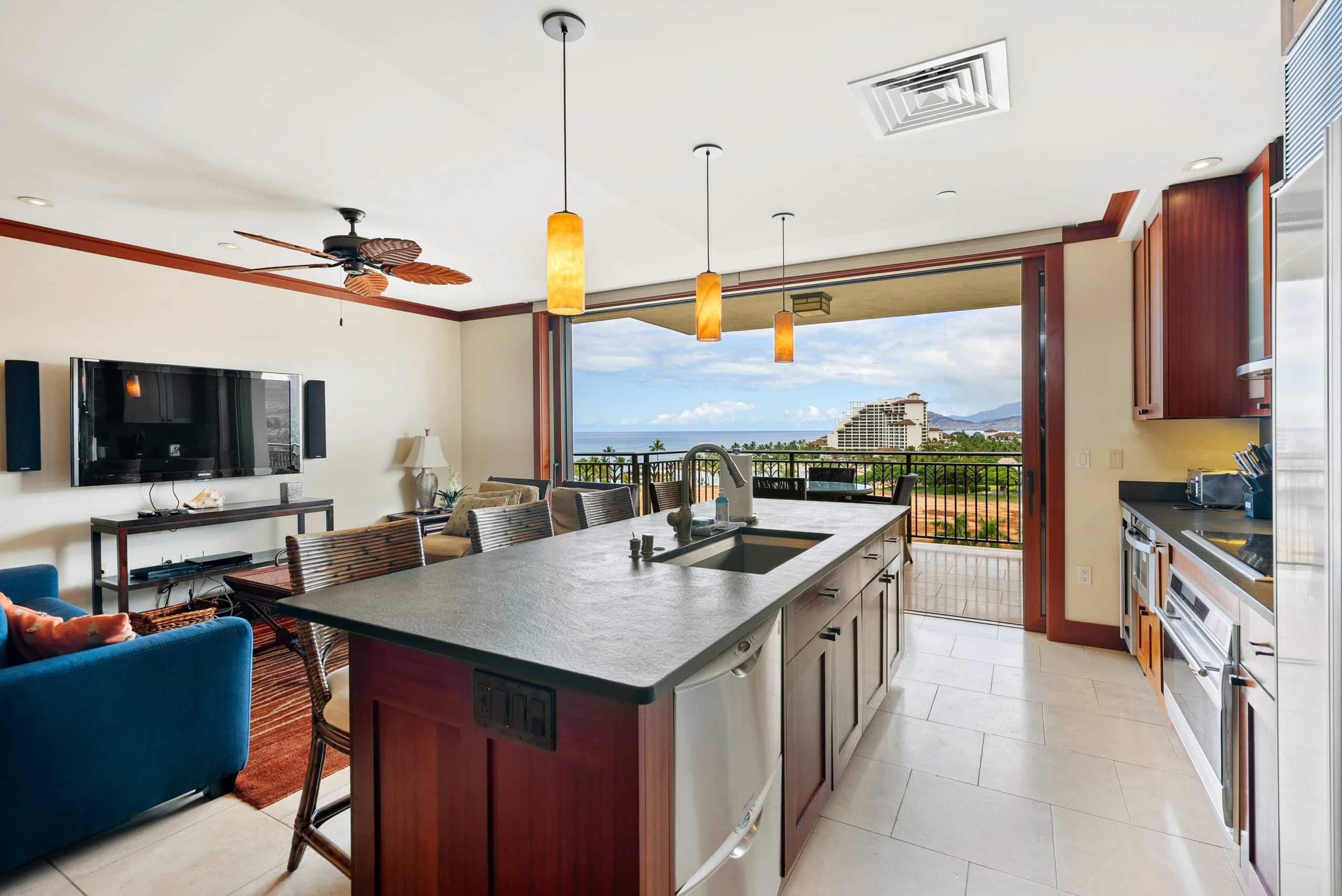 Condo in Kapolei · ★4.74 · 3 bedrooms · 4 beds · 3 private baths - Image 5