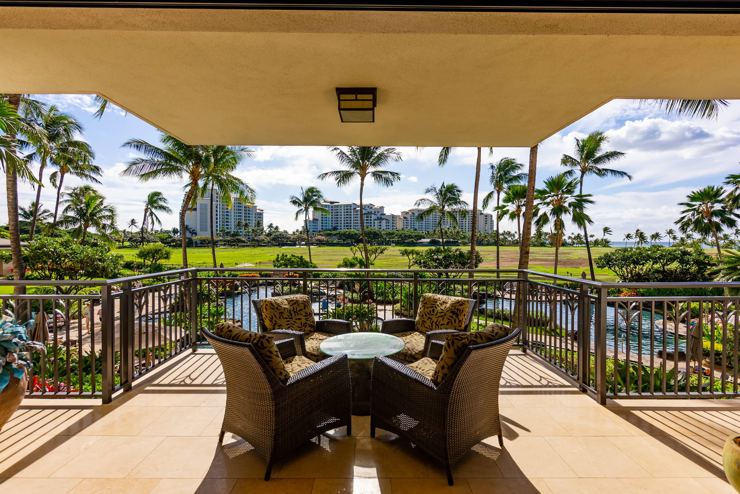 Condo in Kapolei · ★4.6 · 2 bedrooms · 4 beds · 2 private baths - Image 3