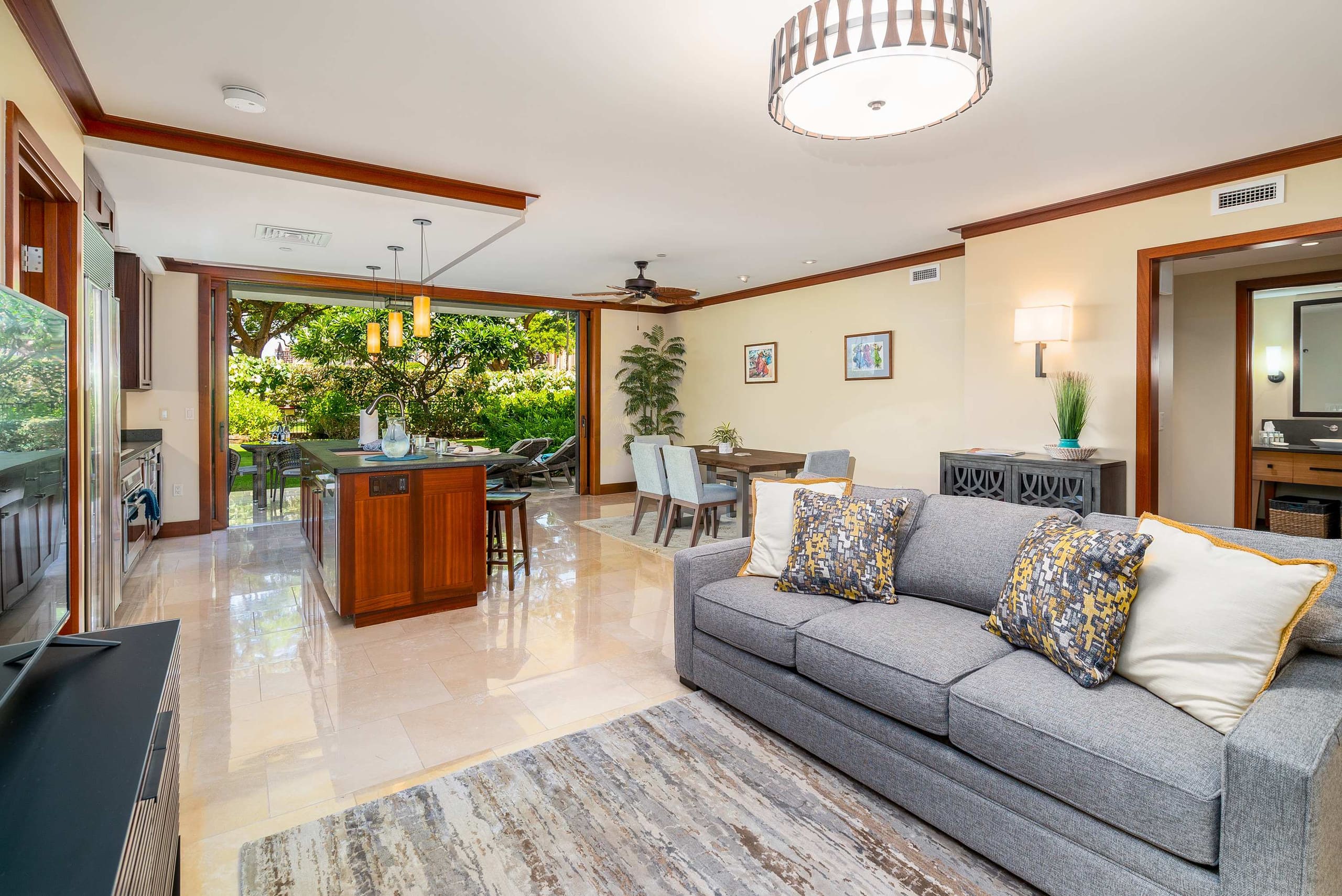 Condo in Kapolei · ★4.88 · 2 bedrooms · 4 beds · 2 private baths - Image 3