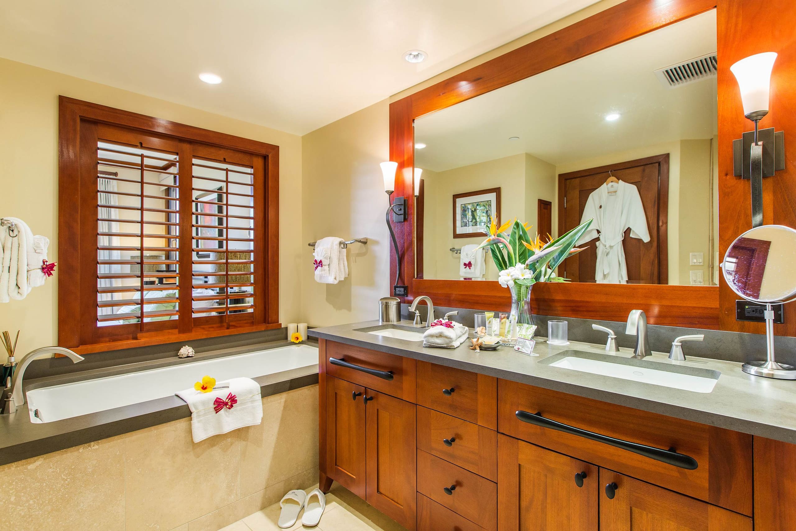 Condo in Kapolei · ★4.83 · 2 bedrooms · 4 beds · 2 private baths - Image 10