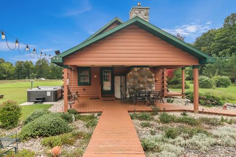 Main Cabin Only Close to Crystal Mt with Hot Tub