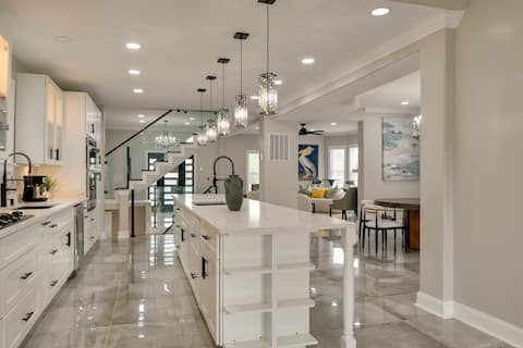 4 Mi to Dtwn: Upscale Home in Baltimore