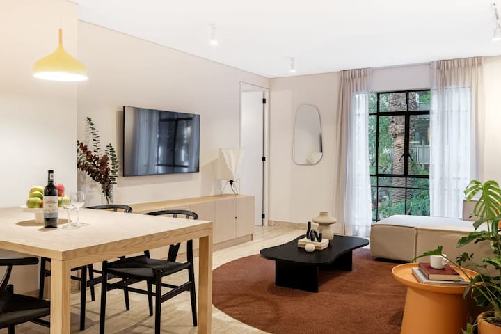 Deluxe 2Bdrm / 2 Bath in the Heart of Condesa