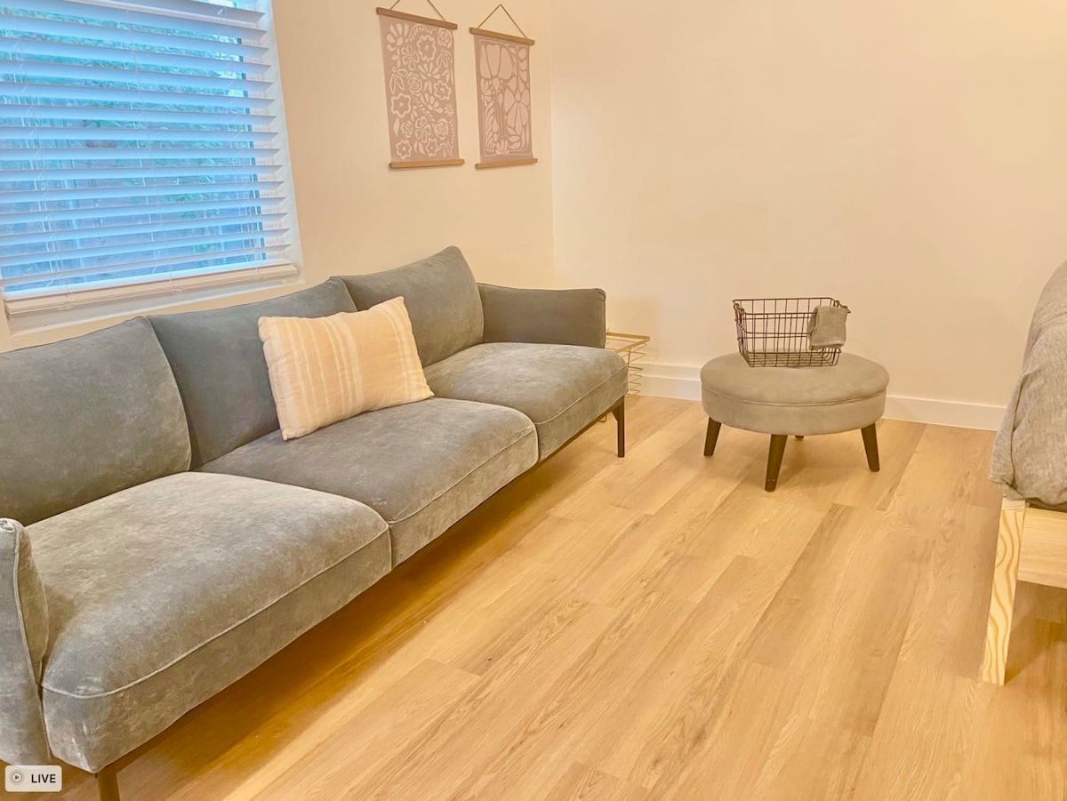 Casa Eleven | Walkable Area | East Austin Stay