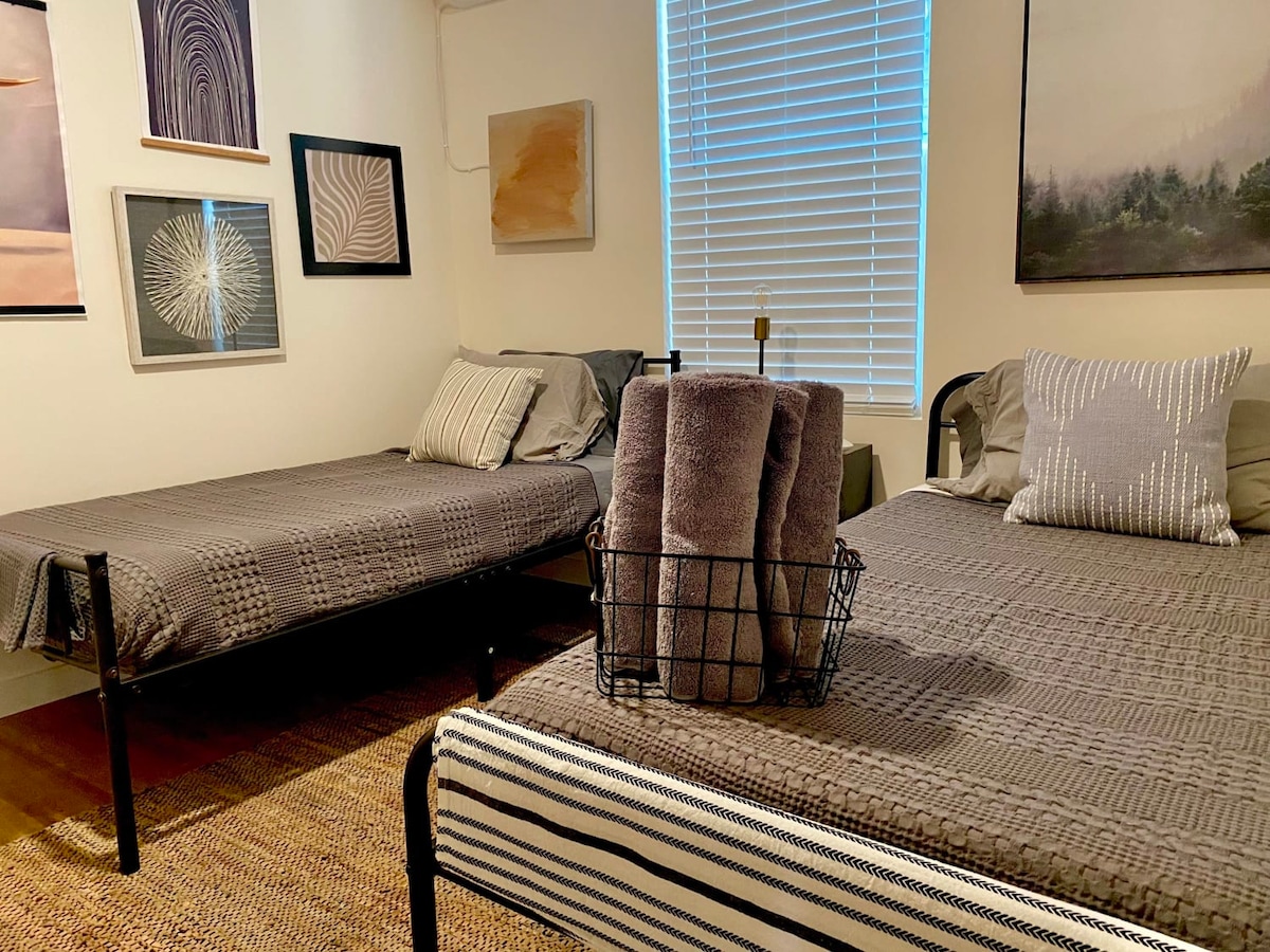 Casa Eleven | Walkable Area | East Austin Stay