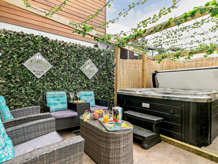 3 Bed In St. Austell (Oc-90218) - St Austell