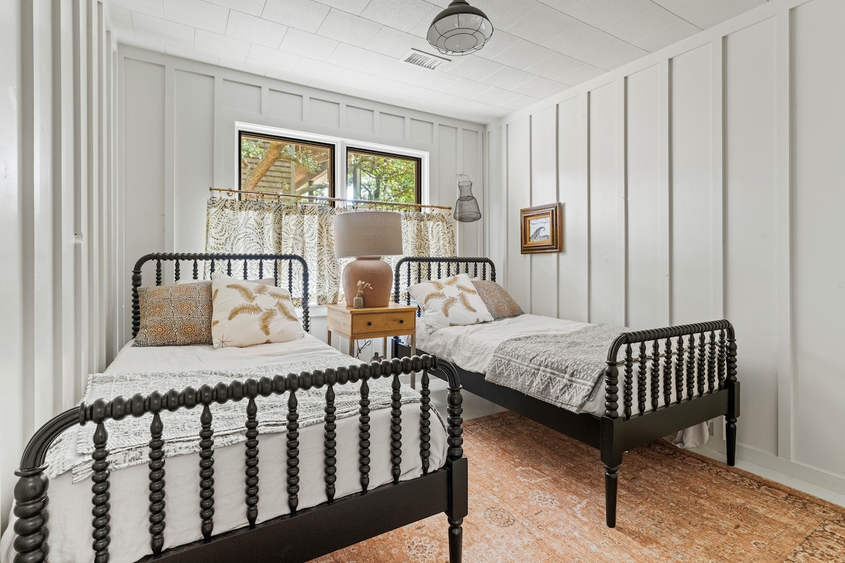 2 lits jumeaux avec matelas en mousse à mémoire de forme