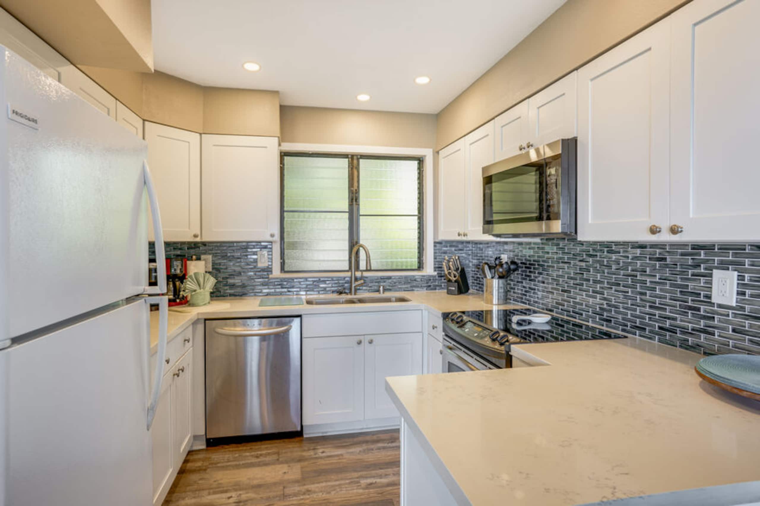 Condo in Kapaa · ★5.0 · 2 bedrooms · 3 beds · 2 baths - Image 2