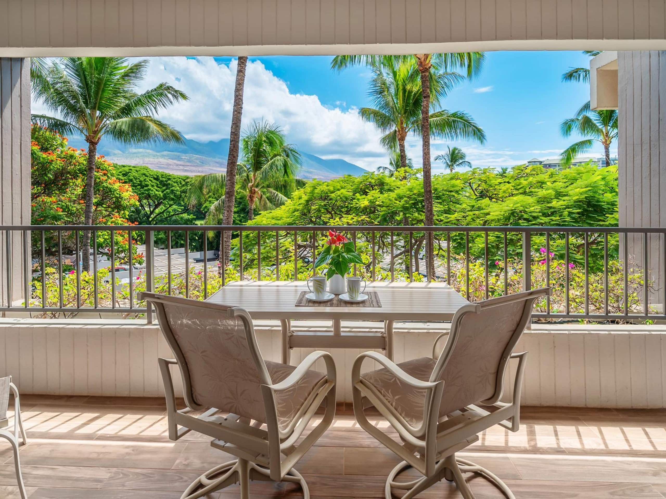 Condo in Lahaina · ★5.0 · 2 bedrooms · 4 beds · 2 private baths - Image 1