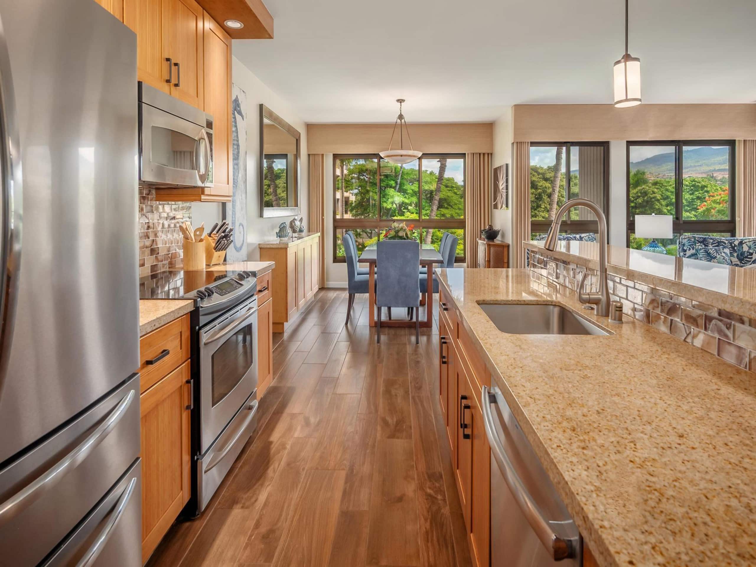 Condo in Lahaina · ★5.0 · 2 bedrooms · 4 beds · 2 private baths - Image 9