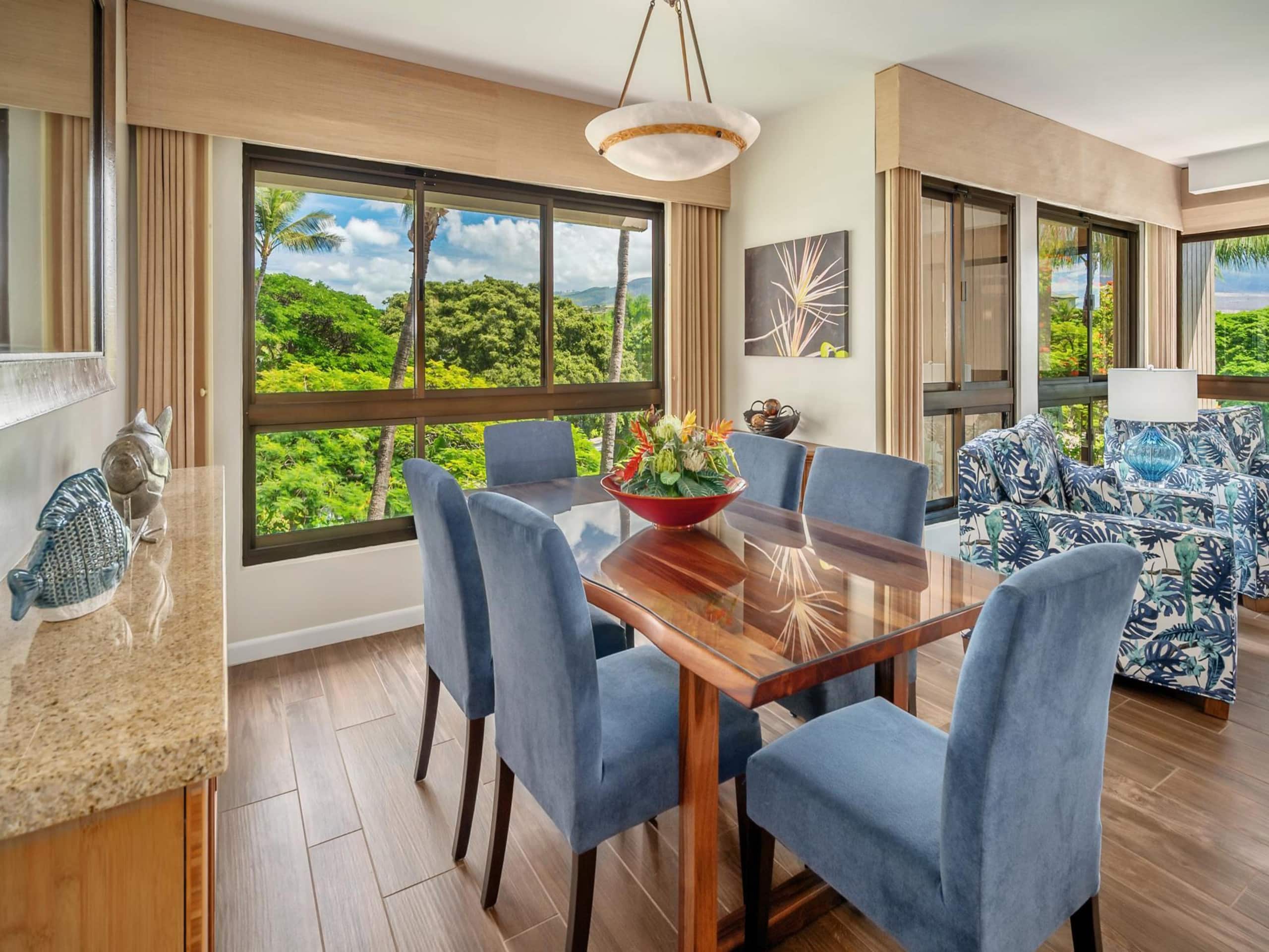 Condo in Lahaina · ★5.0 · 2 bedrooms · 4 beds · 2 private baths - Image 3