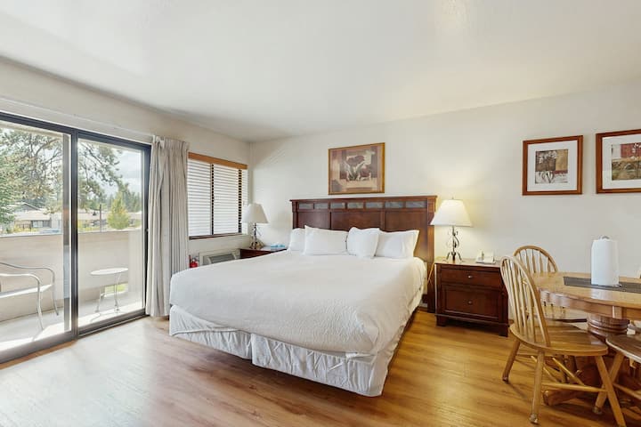 Lakeland Village Deluxe Studio, Pools & Hot Tubs - South Lake Tahoe, CA