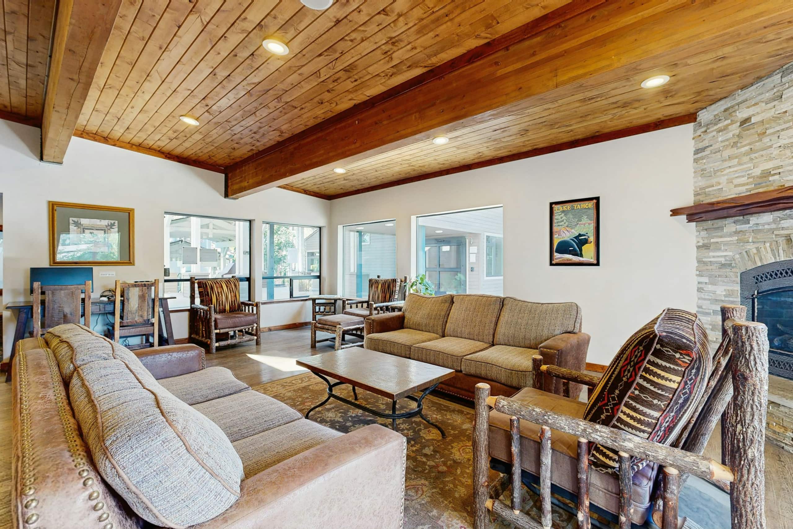 Lakefront Townhome with Pier & Beach Access - Photo 45