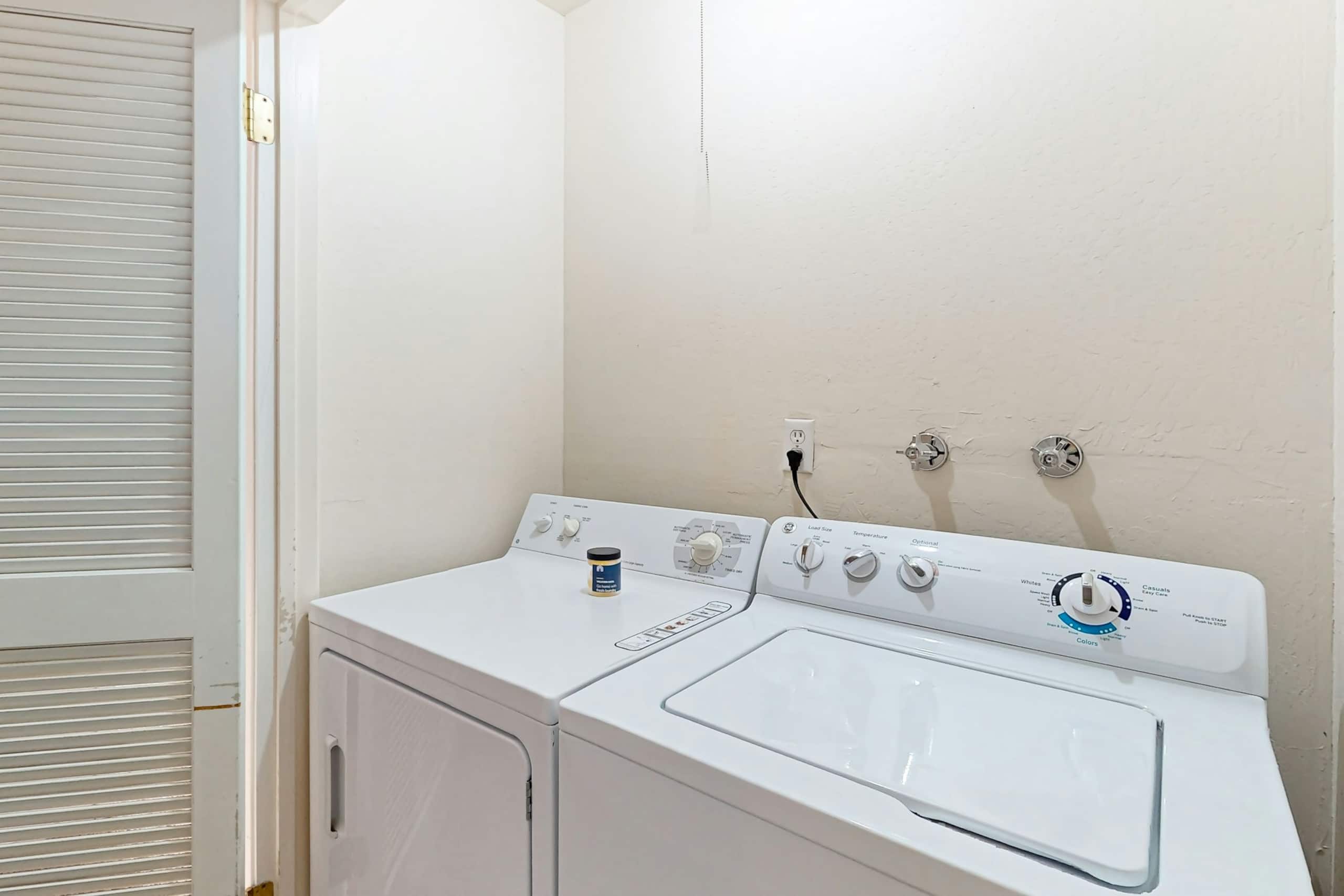 Lakefront Townhome with Pier & Beach Access - Photo 22