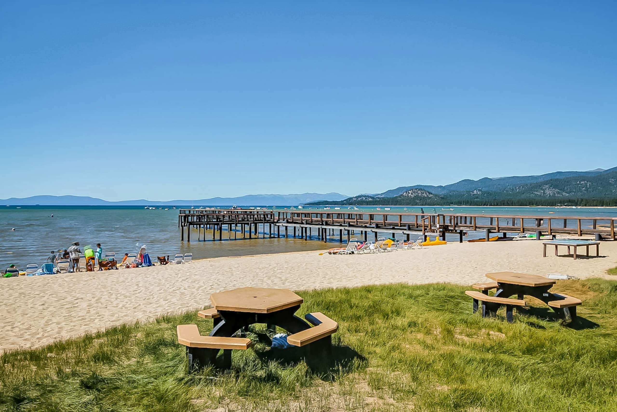 Lakefront Townhome with Pier & Beach Access - Photo 28