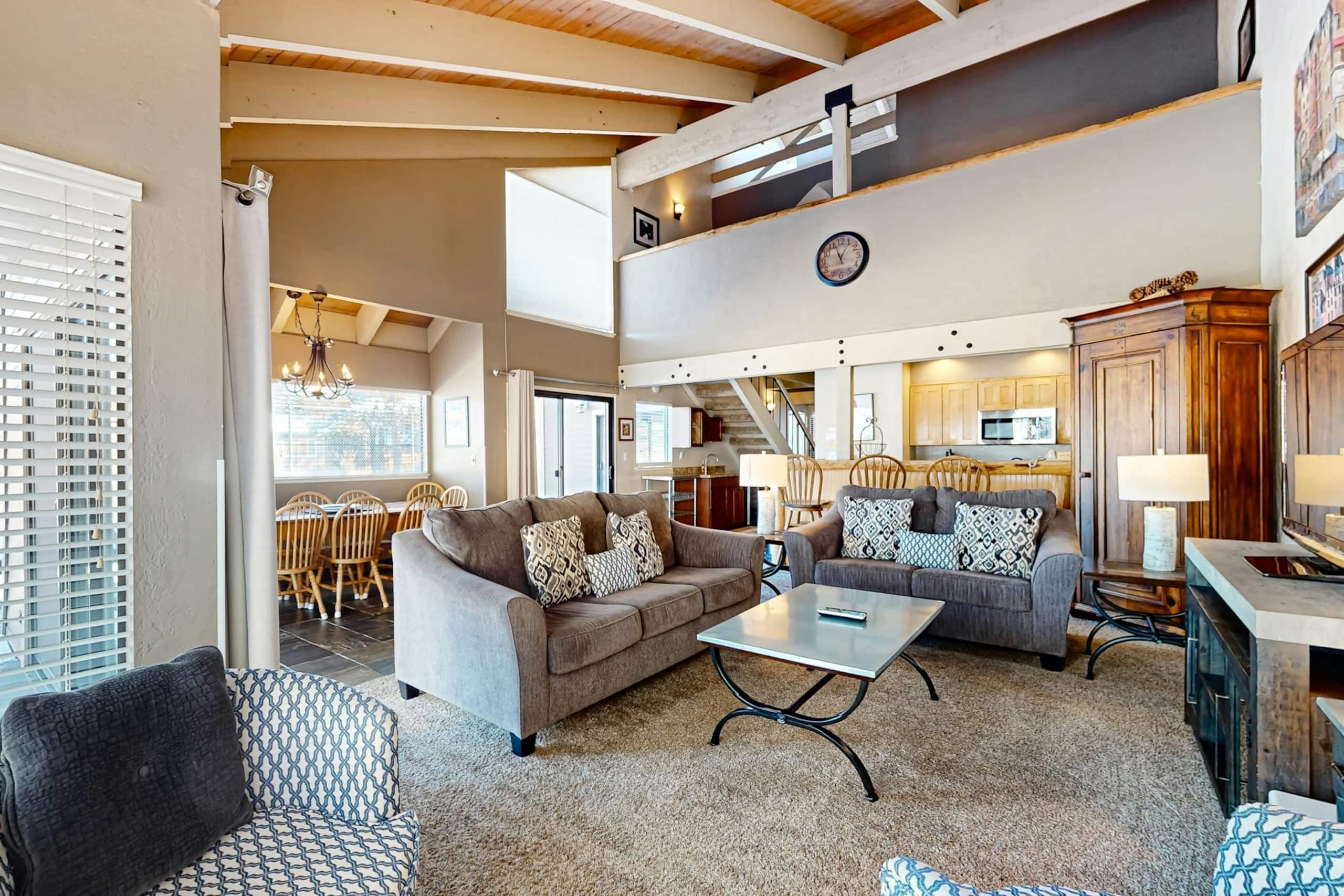 Lakefront Townhome with Pier & Beach Access - Main photo