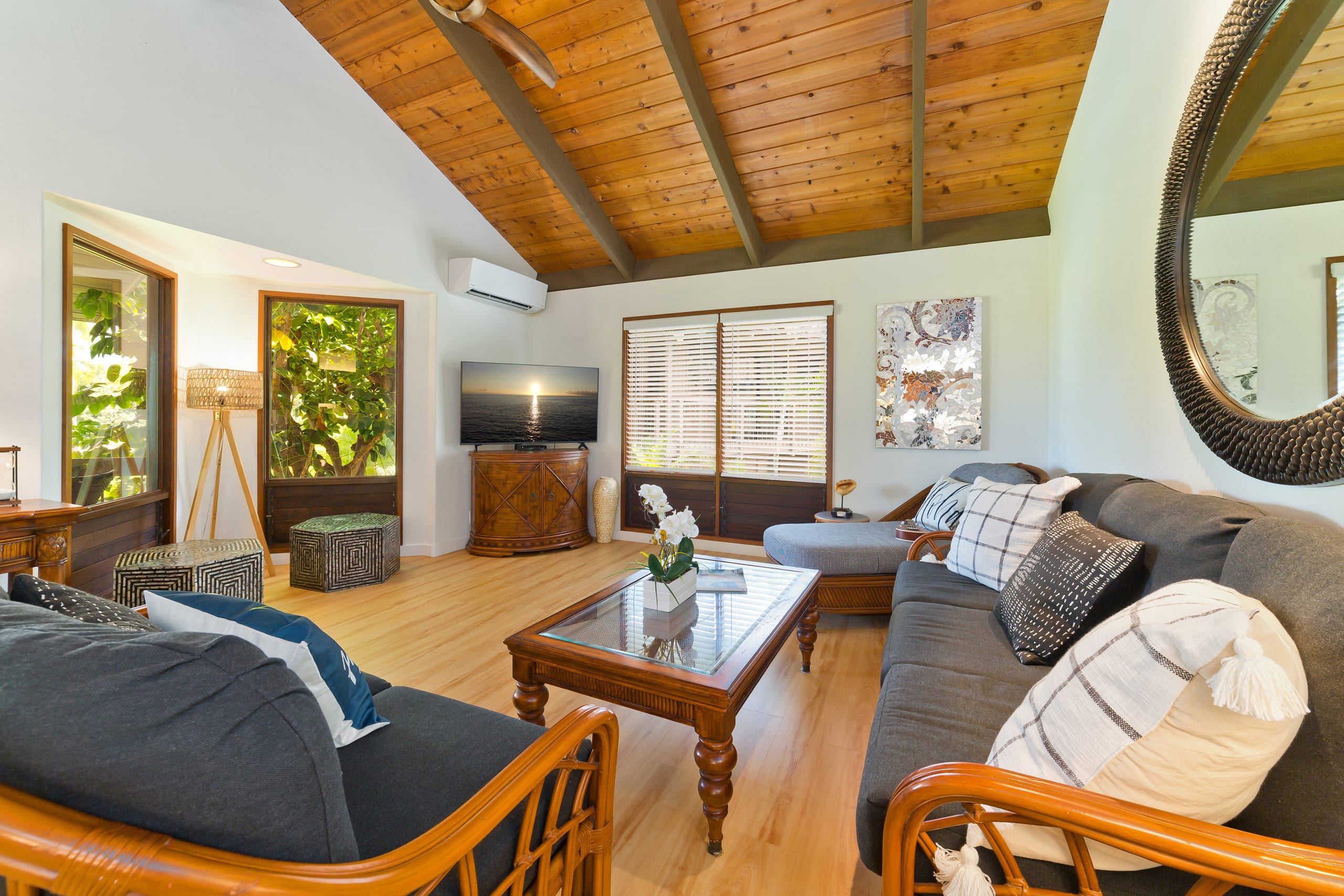 Condo in Kailua-Kona · ★4.71 · 3 bedrooms · 6 beds · 3 private baths - Image 27