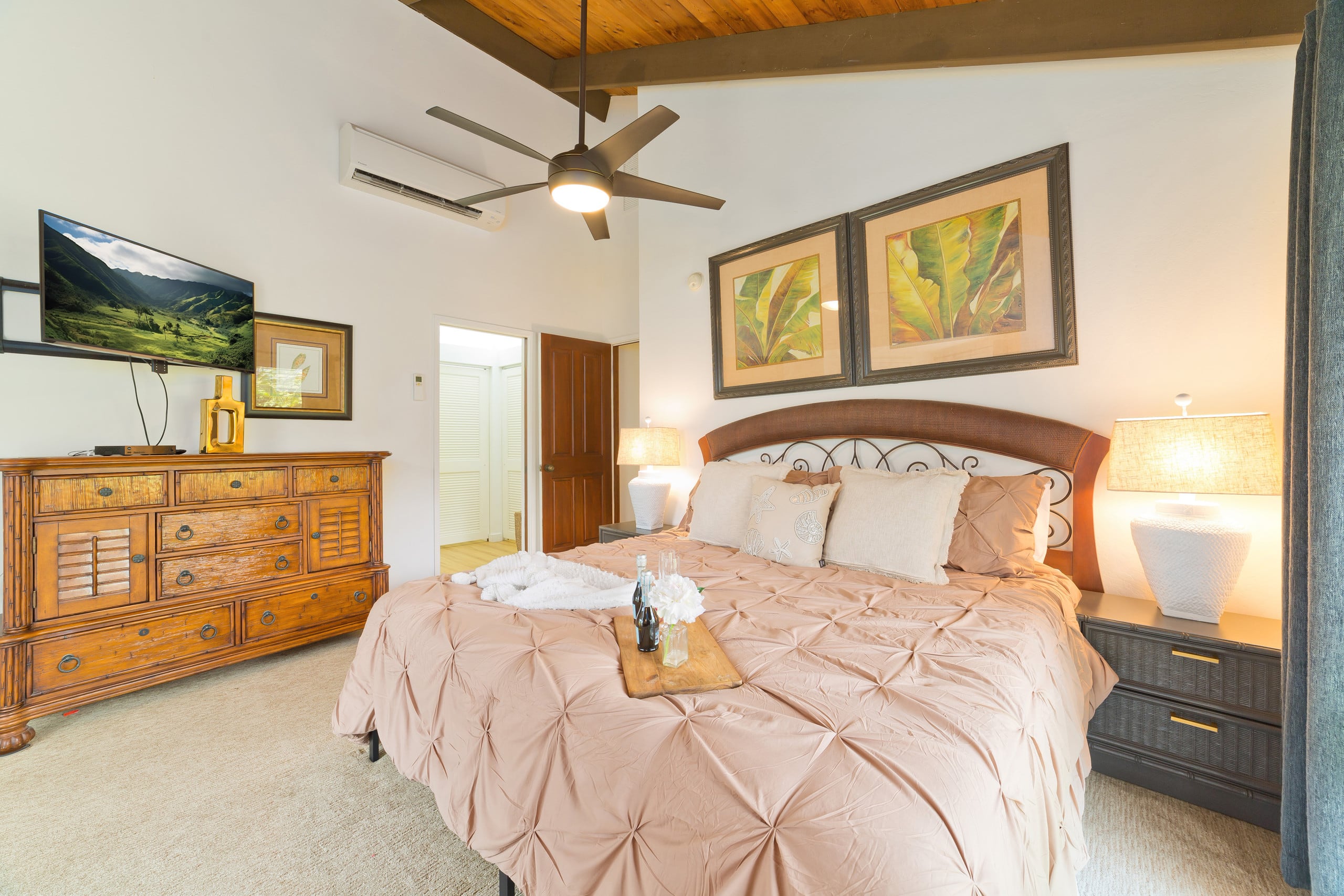 Condo in Kailua-Kona · ★4.71 · 3 bedrooms · 6 beds · 3 private baths - Image 39