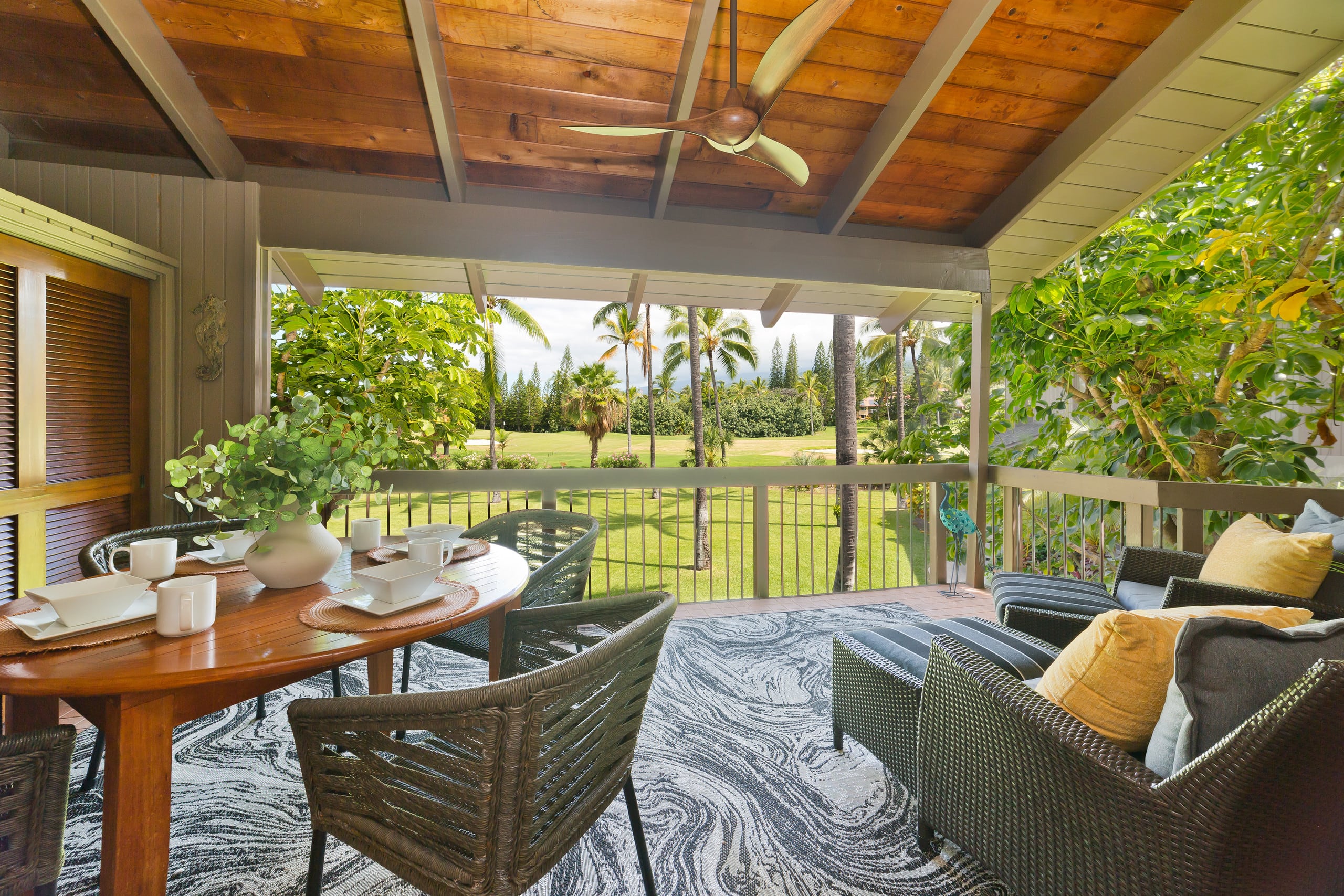 Condo in Kailua-Kona · ★4.71 · 3 bedrooms · 6 beds · 3 private baths - Image 5