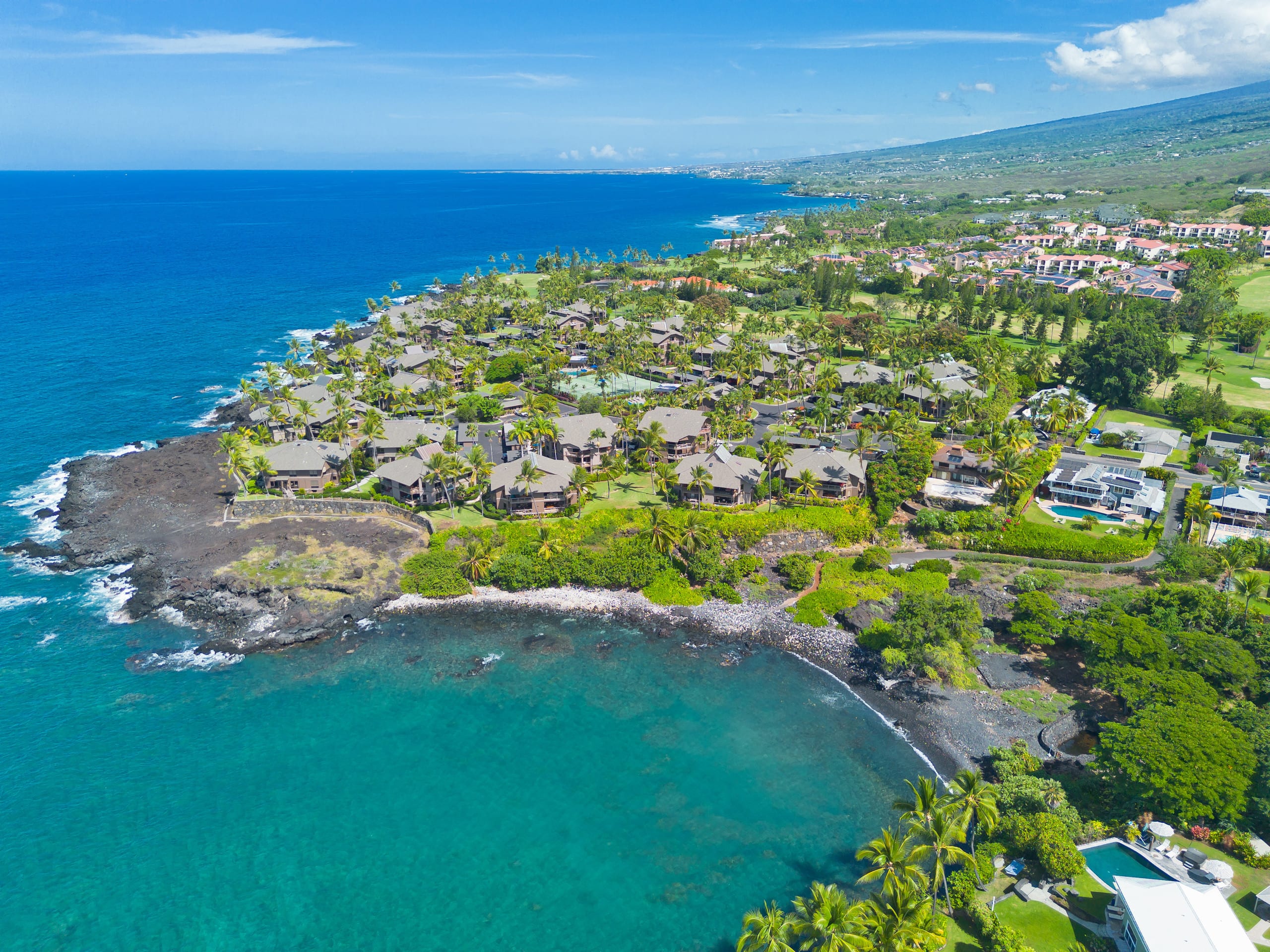Condo in Kailua-Kona · ★4.71 · 3 bedrooms · 6 beds · 3 private baths - Image 8
