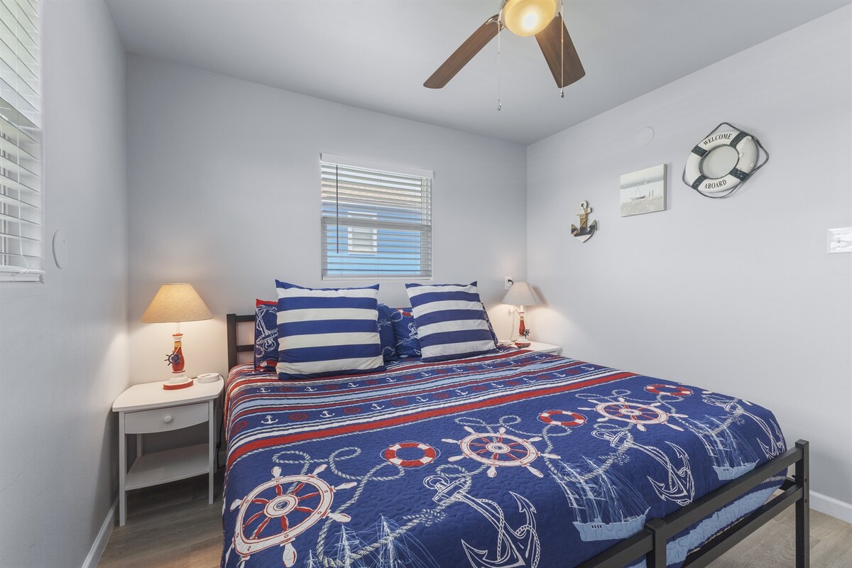 Საძინებელი #1 (დიდი საწოლი საწოლით)