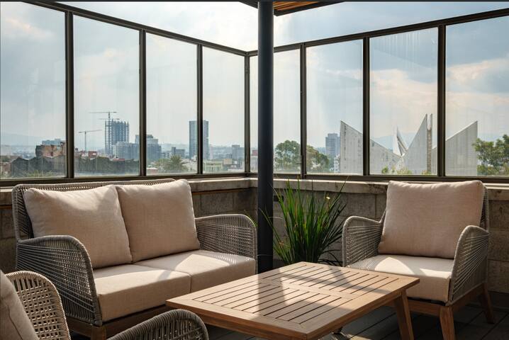 Spacious flat in the heart of Condesa w/ Terrace gallery image 5