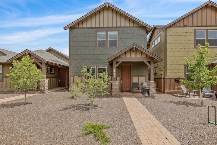 Spacious Pine Retreat With Fire Pit - Flagstaff, AZ