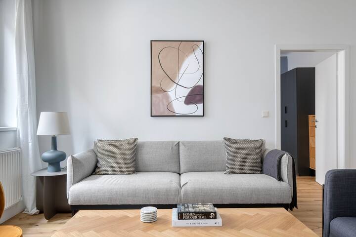 Blueground | Innere, cellar & elev, nr transport gallery image 2