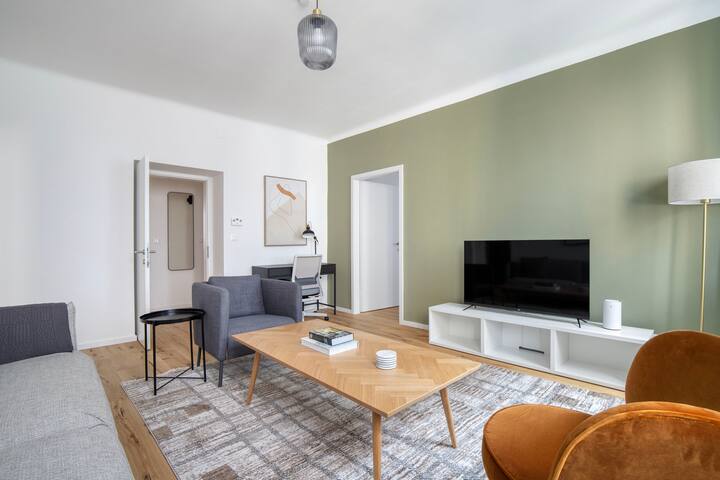 Blueground | Innere, cellar & elev, nr transport gallery image 3