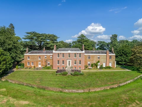9 Bed in King's Lynn (oc-kt095)