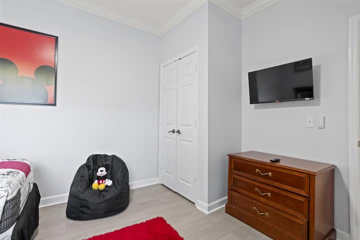 #travel # holiday #airbnbsuperhost #vacationrental #Disney