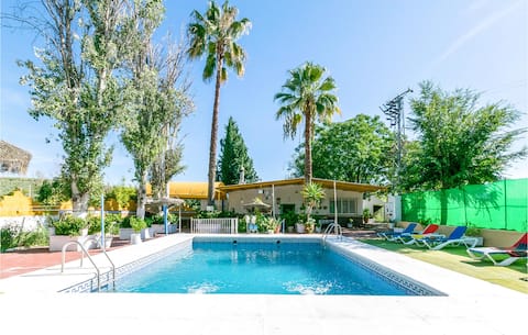 6 bedroom amazing home in Lucena