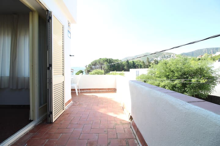 villa les oliveres c – house with garden few meter gallery image 5