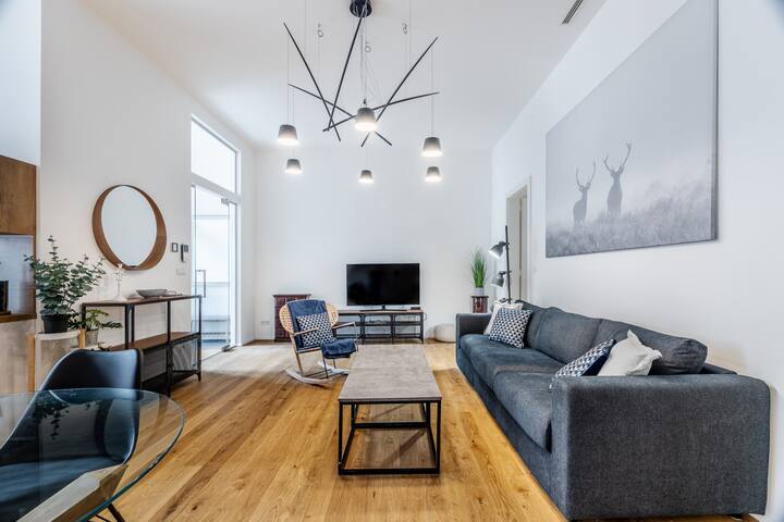 Elegant 2-bedroom apartment in the Prague centre