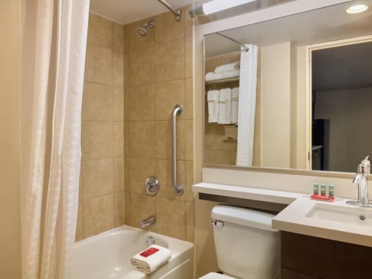 Steps to Times Square | Full Kitchen. Pet-Friendly photo 8