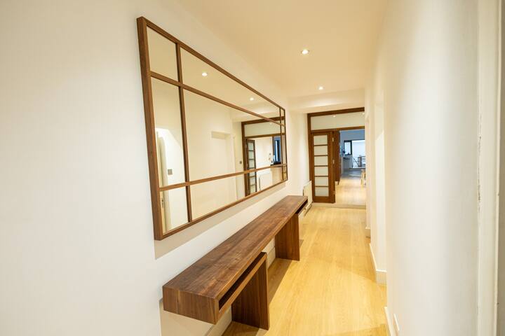 London Luxurious Stay in the Heart of Kensington gallery image 4