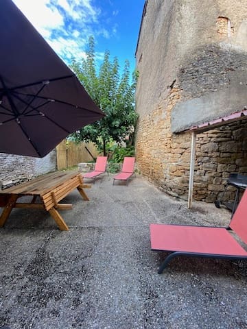 Marie AMELIE managed Airbnb listing 3