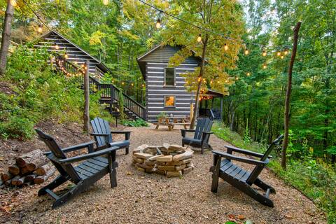 Woodland Creek Cabin -private oasis with hot tub!