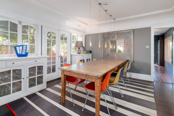 Spacious Palo Alto Home Near Downtown & Stanford gallery image 4