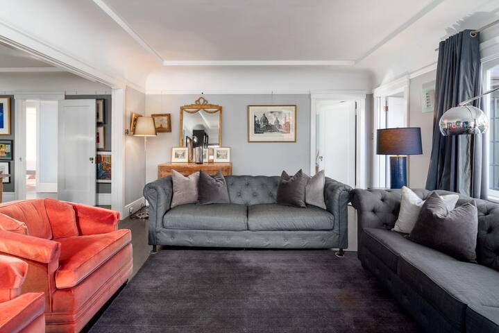 Spacious Palo Alto Home Near Downtown & Stanford gallery image 3