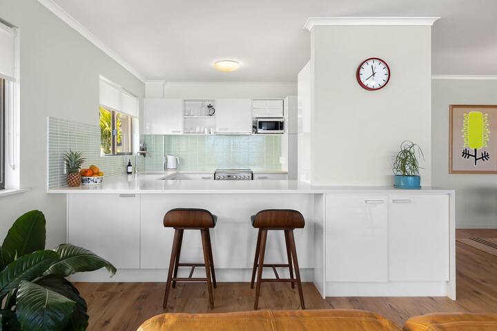 3 Kayannee, 5 Tingira Cres gallery image 3