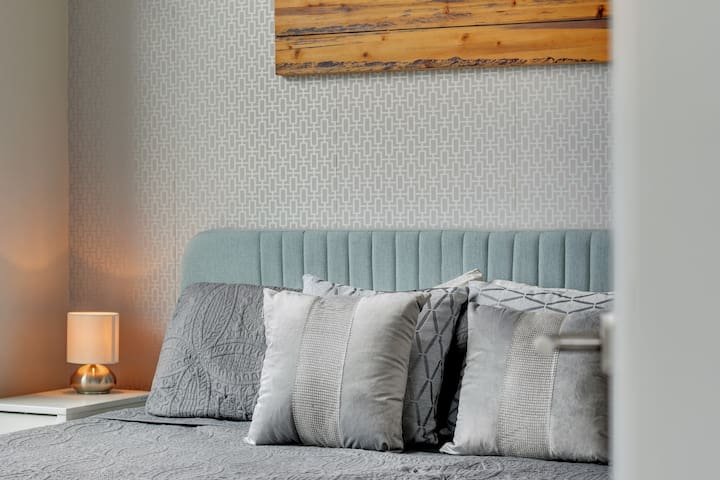 One-of-a-kind Condo w/ Private Terrace & Hot Tub gallery image 3