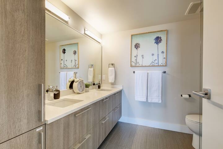 One-of-a-kind Condo w/ Private Terrace & Hot Tub gallery image 5