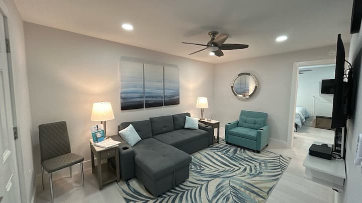 Shared Pool, Beach Access- Siesta Beach House #102 - Siesta Key, FL